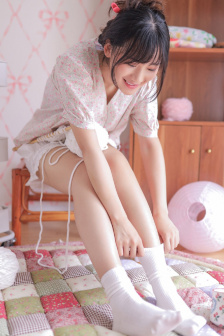 天降女子从2楼掉了下来